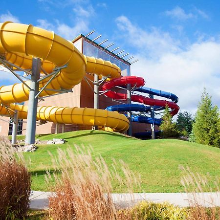 Split Rock Resort Lake Harmony Exteriör bild