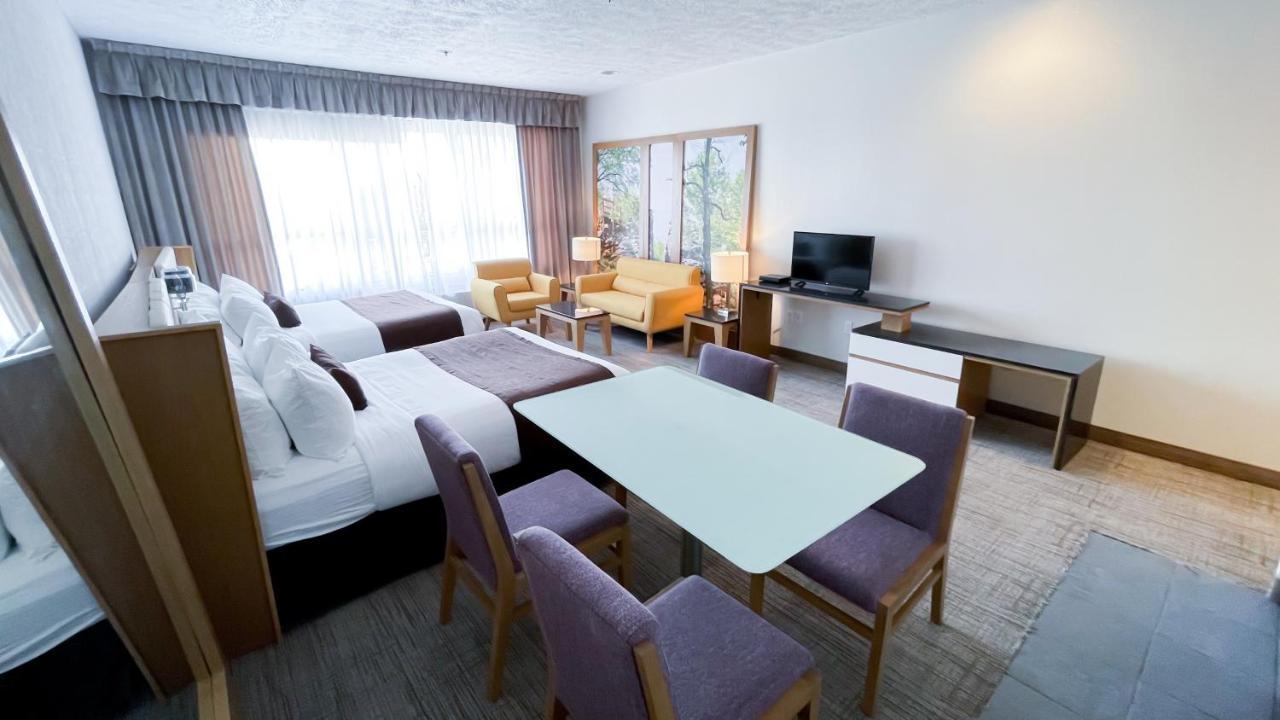 Split Rock Resort Lake Harmony Exteriör bild