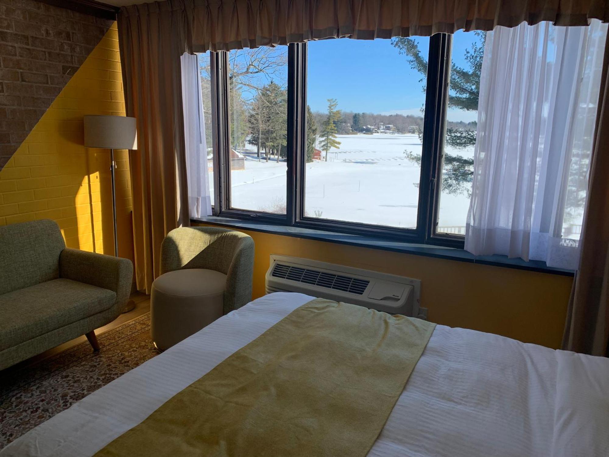 Split Rock Resort Lake Harmony Exteriör bild